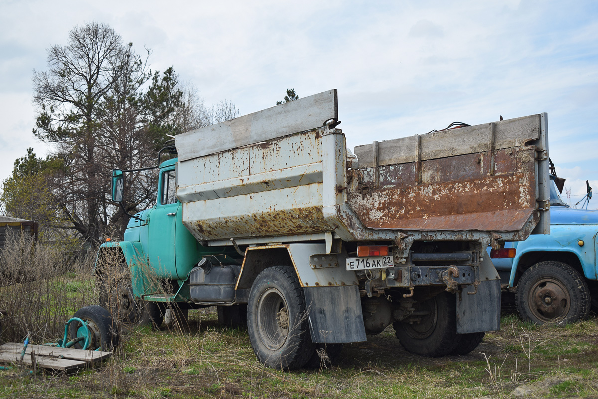 Алтайский край, № Е 716 АК 22 — ЗИЛ-495710