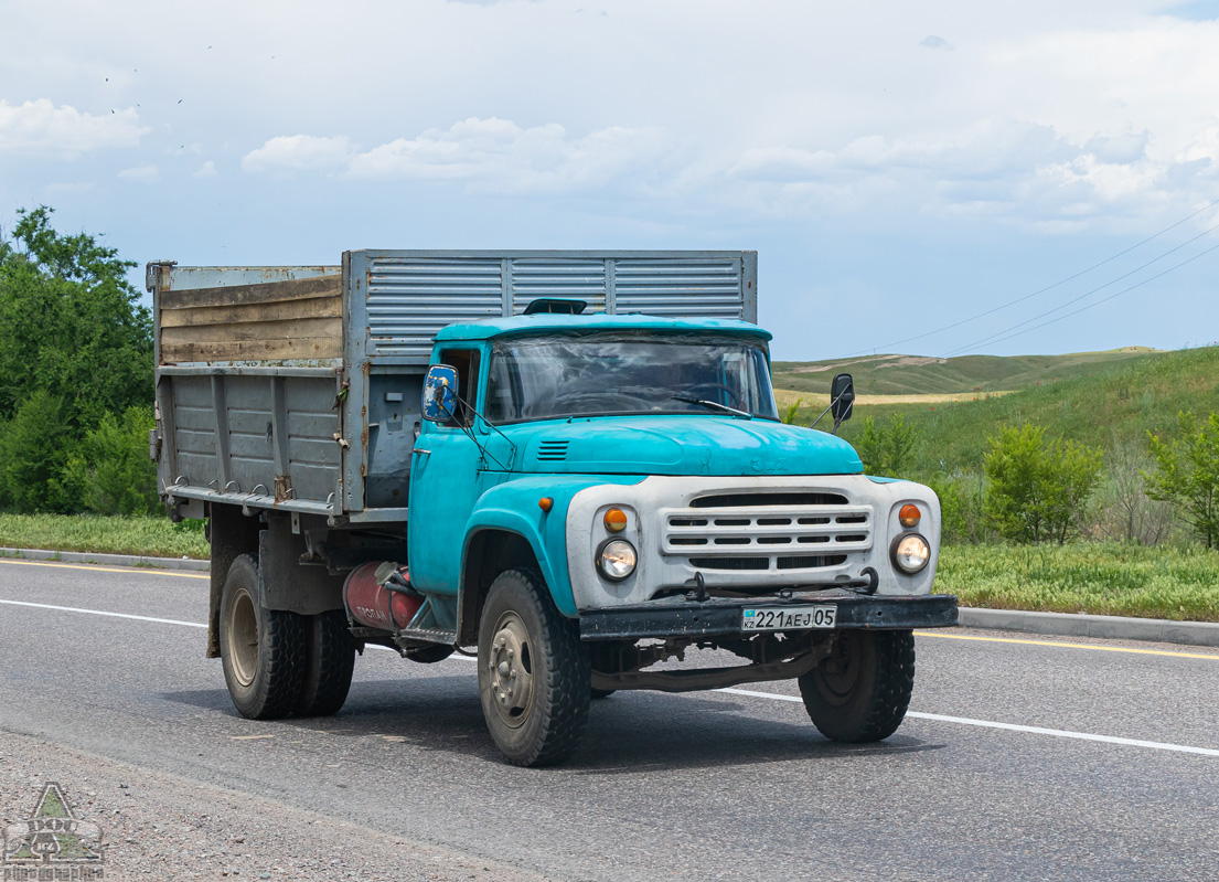 Алматинская область, № 221 AEJ 05 — ЗИЛ-130Б2