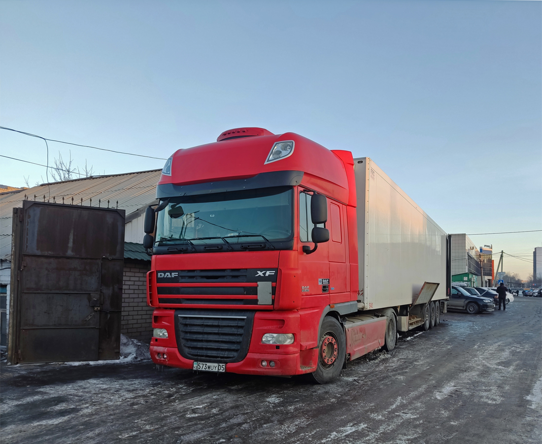 Алматинская область, № 573 WUY 05 — DAF XF105 FT