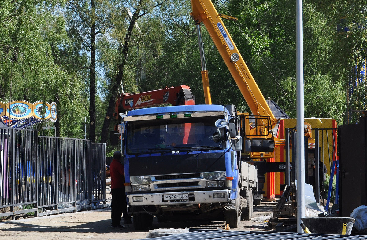 Омская область, № М 444 ТО 55 — Mitsubishi Fuso (общая модель)