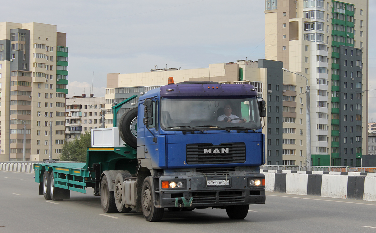 Челябинская область, № У 960 НР 174 — MAN F2000 26.414