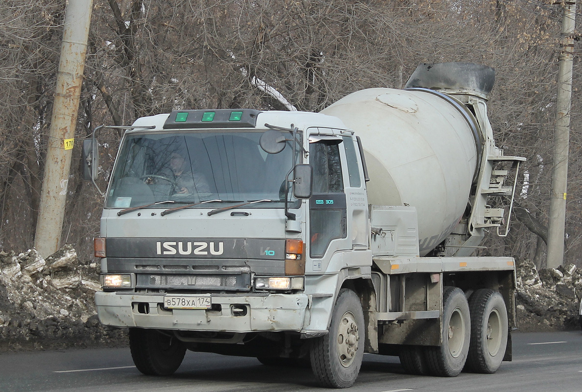 Челябинская область, № В 578 ХА 174 — Isuzu V305