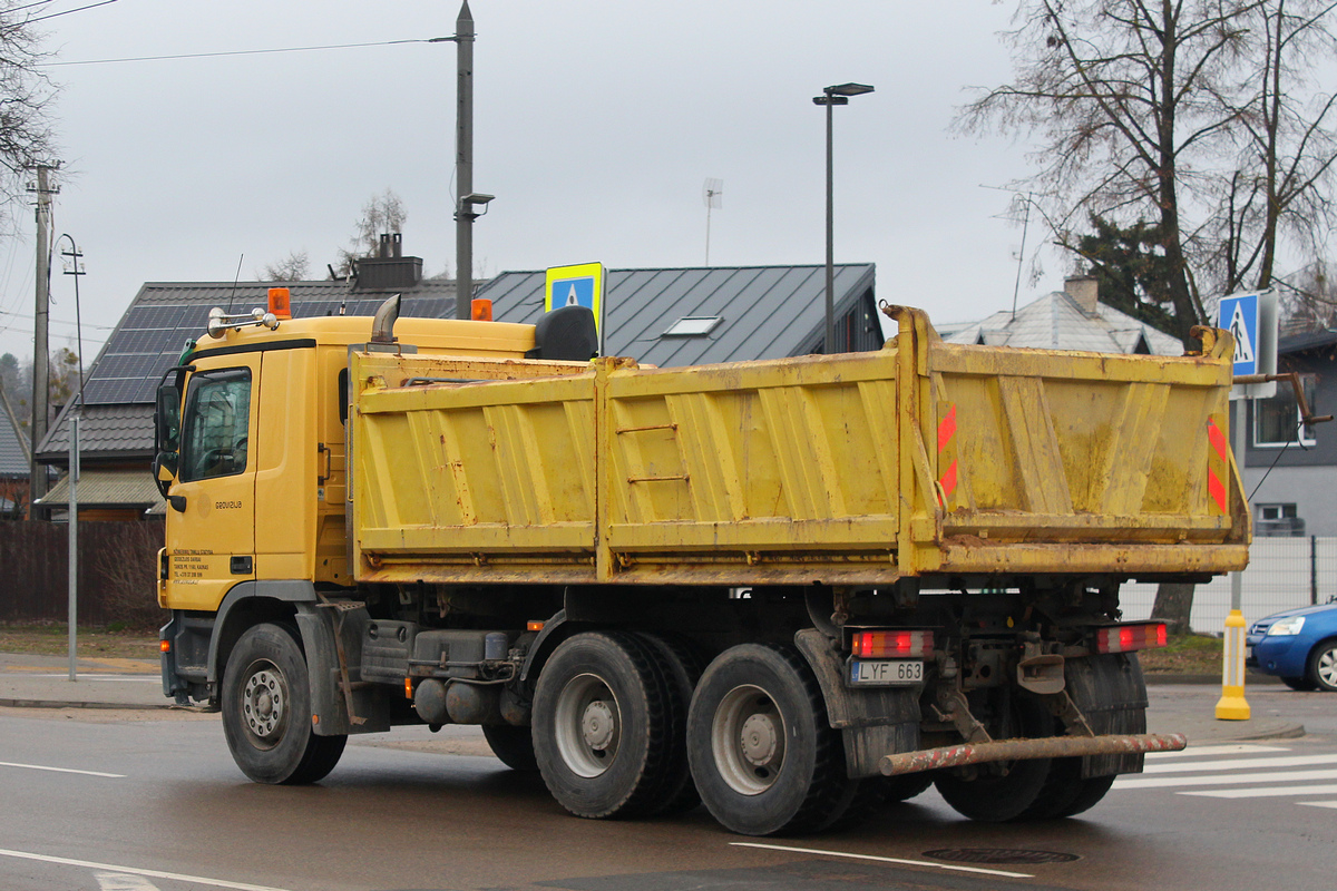 Литва, № LYF 663 — Mercedes-Benz Actros ('2003)