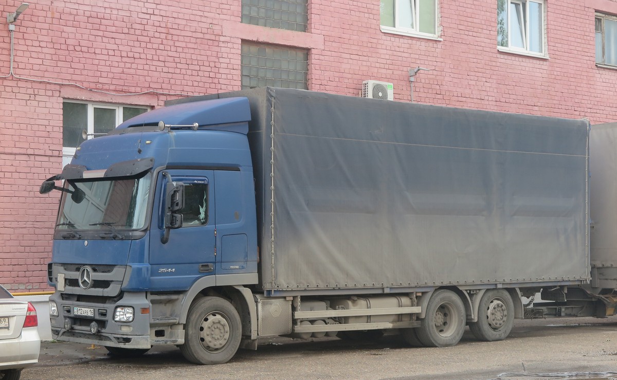 Восточно-Казахстанская область, № 812 ARB 16 — Mercedes-Benz Actros ('2009) 2544