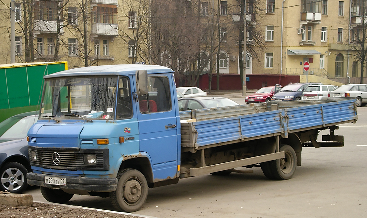 Москва, № М 290 ТУ 97 — Mercedes-Benz T2 ('1967)