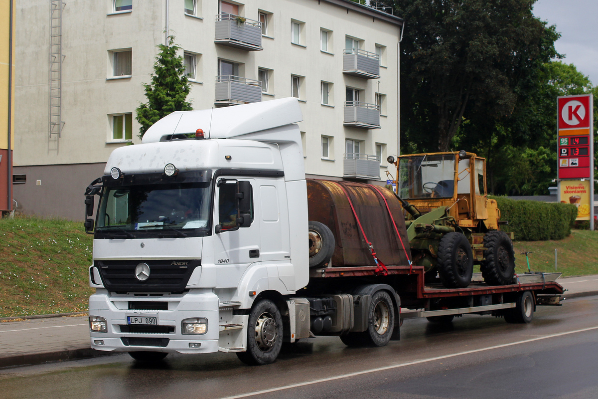 Литва, № LPJ 090 — Mercedes-Benz Axor 1840