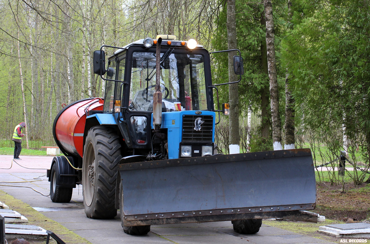 Ленинградская область, № 5187 ХЕ 47 — Беларус-82.1