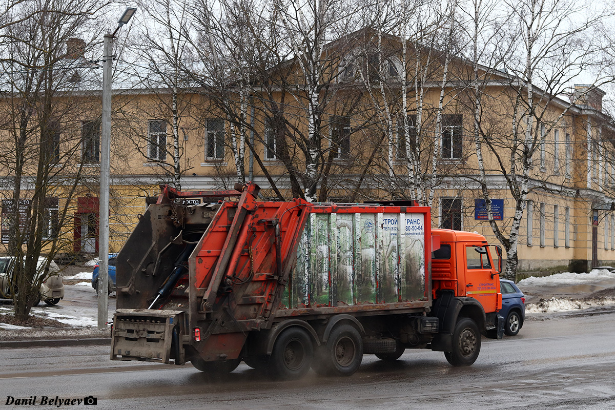 Ленинградская область, № В 379 УВ 47 — КамАЗ-65115-62