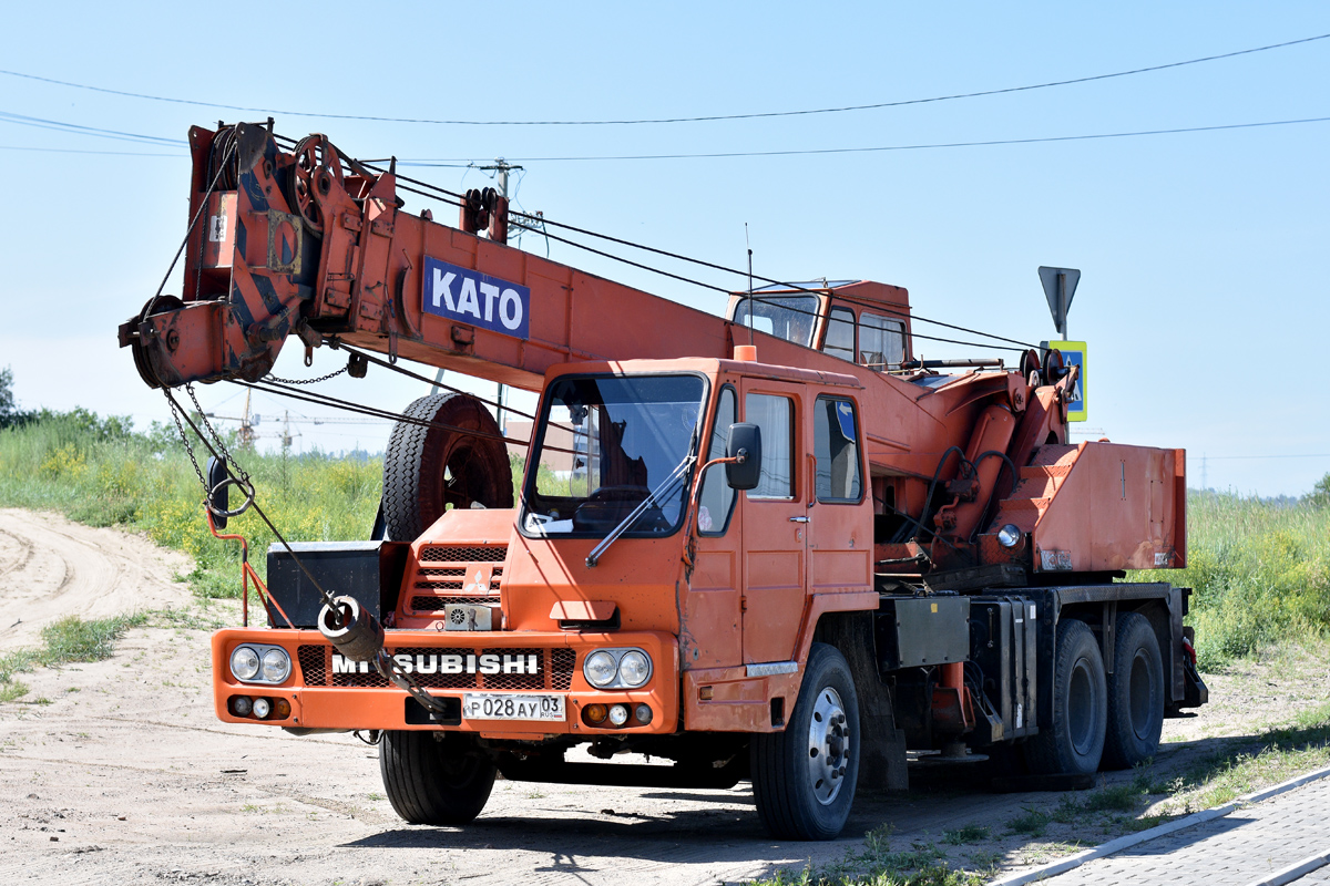 Бурятия, № Р 028 АУ 03 — Mitsubishi Fuso K203