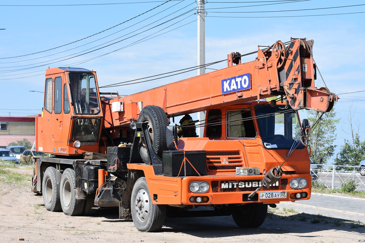 Бурятия, № Р 028 АУ 03 — Mitsubishi Fuso K203