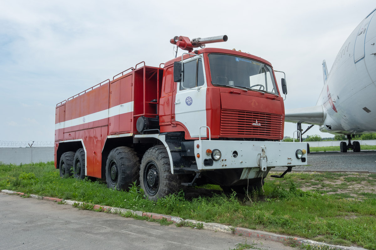 Новосибирская область, № (54) Б/Н 0036 — МЗКТ-790912; Новосибирская область — Автомобили на постаментах; Техника на постаментах, памятники (Новосибирская область)