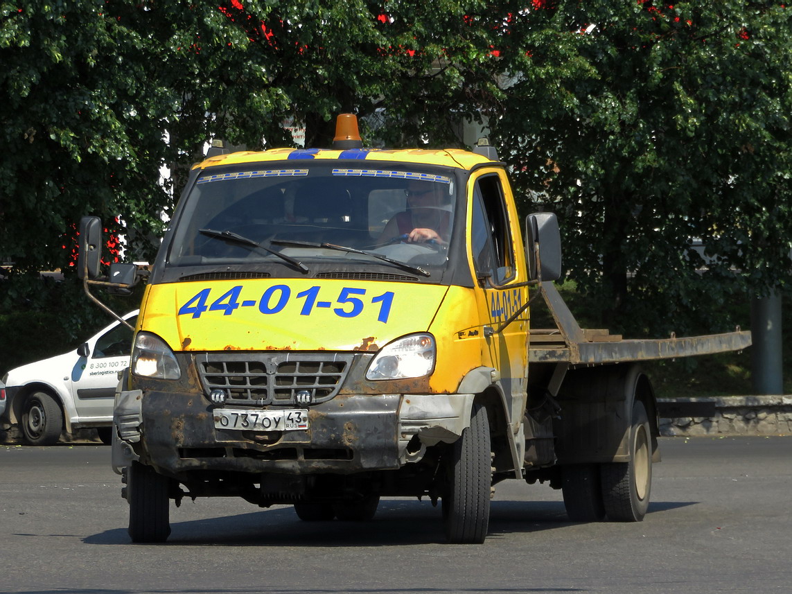 Кировская область, № О 737 ОУ 43 — ГАЗ-33104 "Валдай"