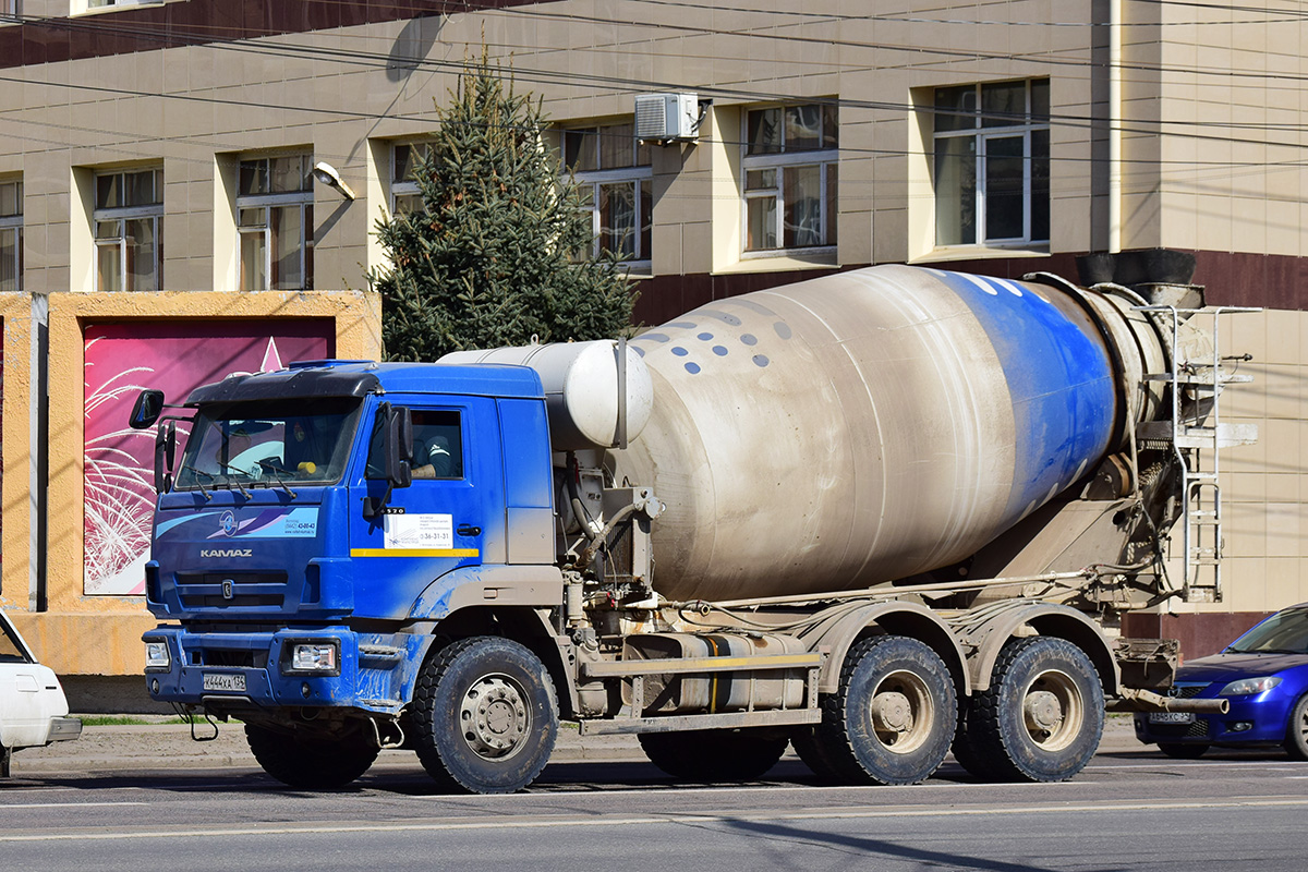 Волгоградская область, № К 444 ХА 134 — КамАЗ-6520 (общая модель)