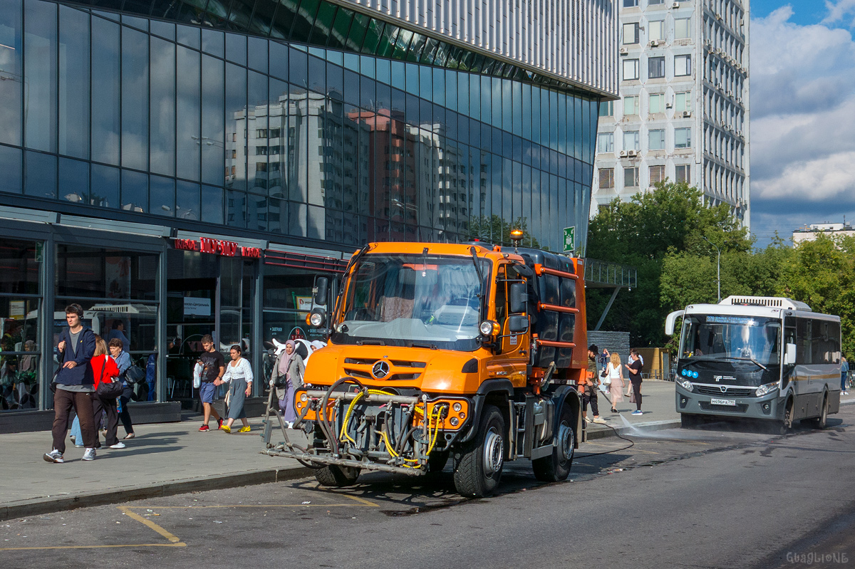 Москва, № 1790 РА 77 — Mercedes-Benz Unimog (общ.м)