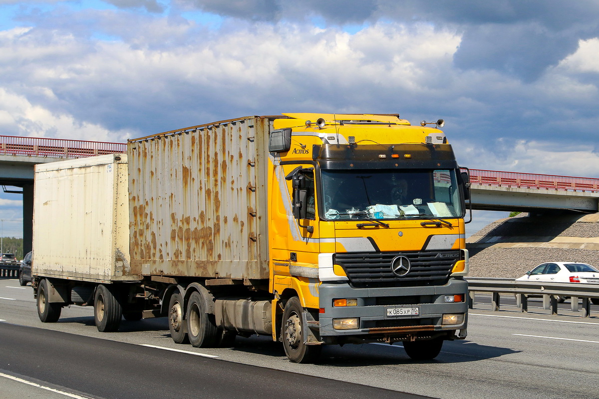 Карелия, № К 085 ХР 10 — Mercedes-Benz Actros ('1997)