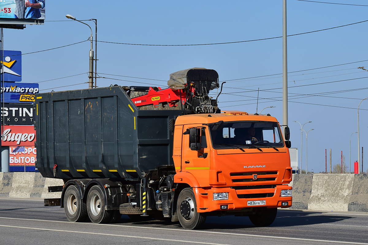 Волгоградская область, № М 836 УА 134 — КамАЗ-65115-A5