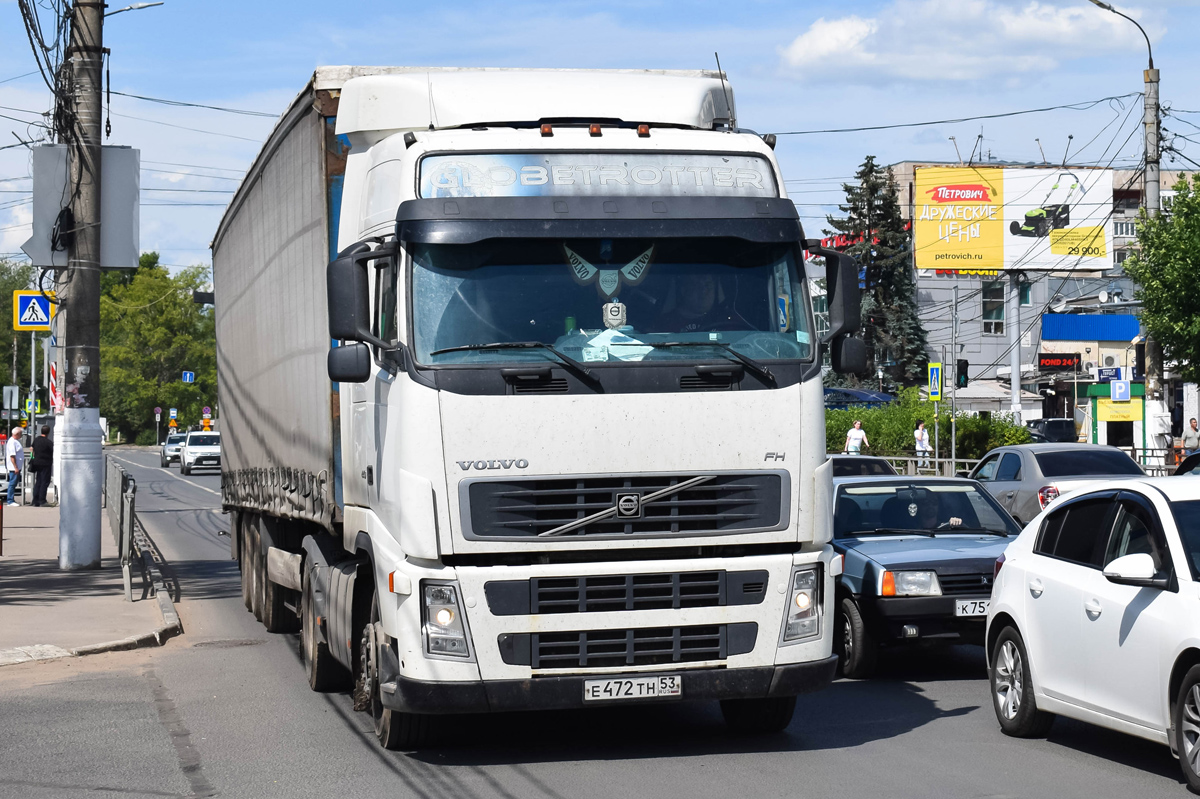 Новгородская область, № Е 472 ТН 53 — Volvo ('2008) FH.440