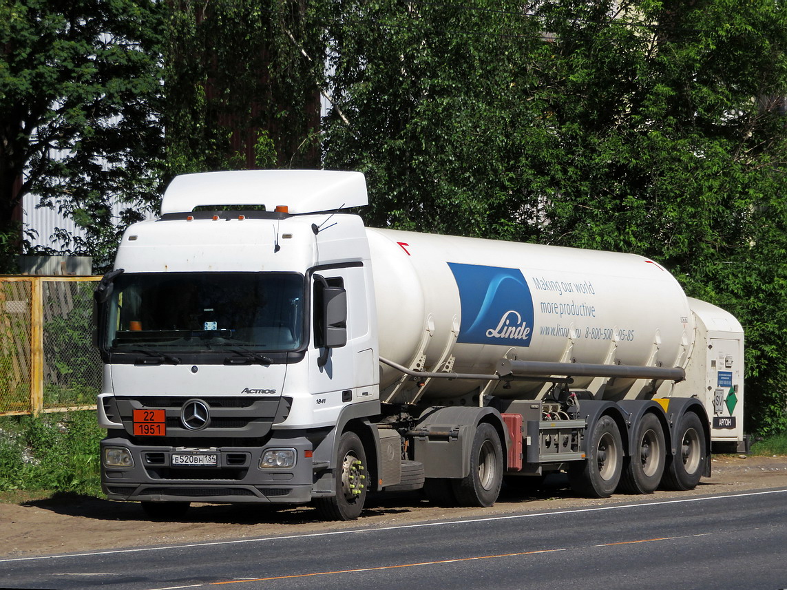 Волгоградская область, № Е 520 ВН 134 — Mercedes-Benz Actros '09 1841 [Z9M]