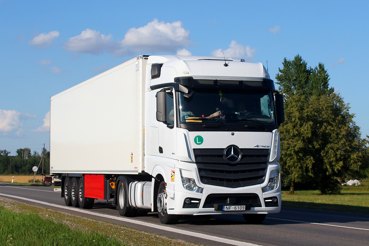 Латвия, № NF-6109 — Mercedes-Benz Actros ('2011) 1851