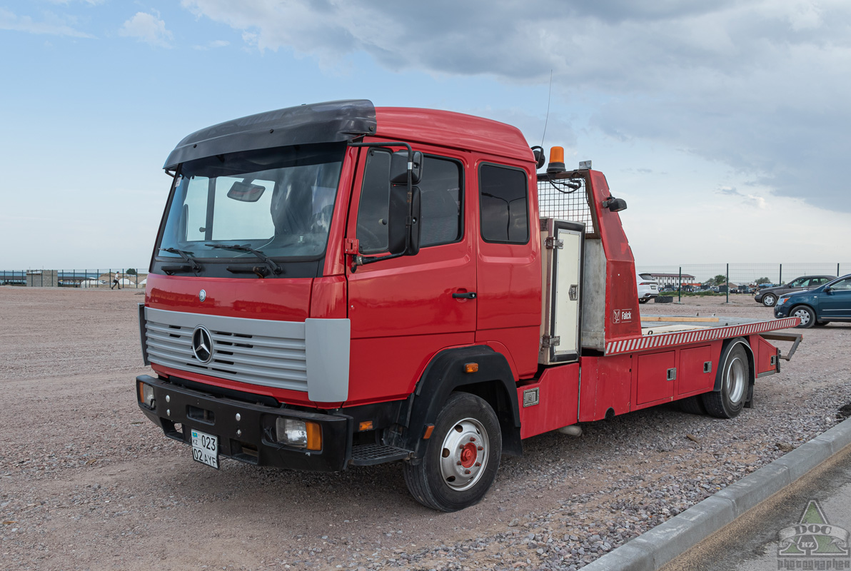 Алматы, № 023 AYF 02 — Mercedes-Benz LK 814