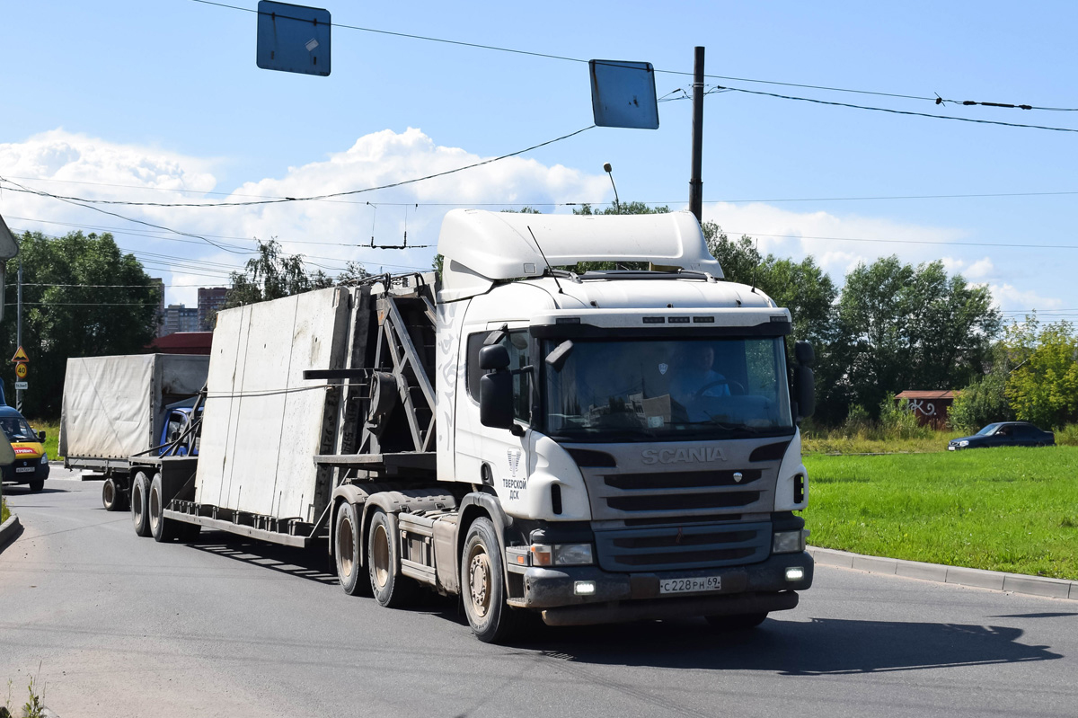 Тверская область, № С 228 РН 69 — Scania ('2011) P400