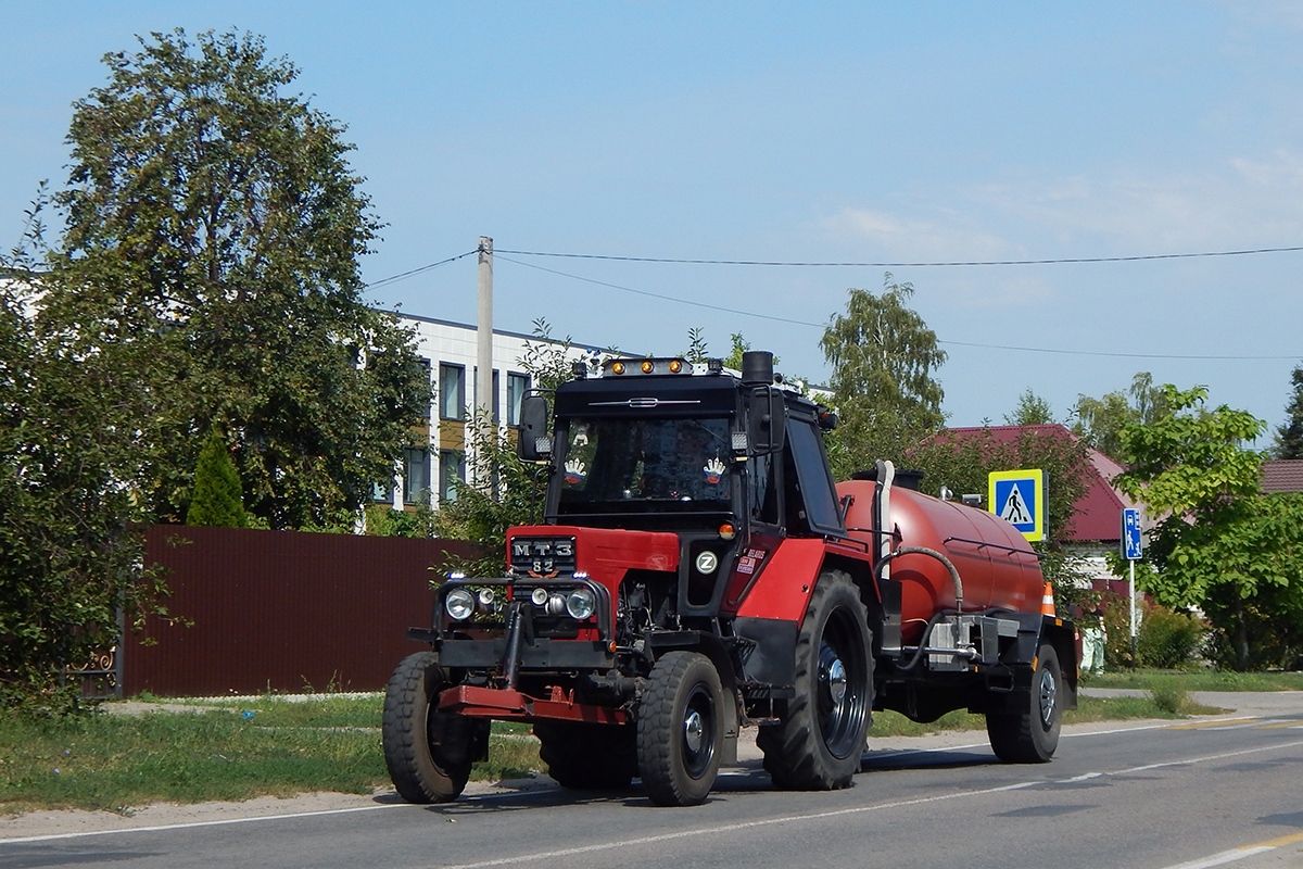 Белгородская область, № 8704 ЕТ 31 — МТЗ-82