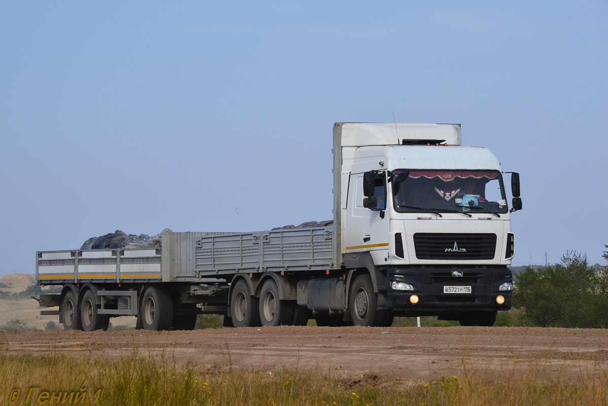 Свердловская область, № В 572 ТР 196 — МАЗ-631219