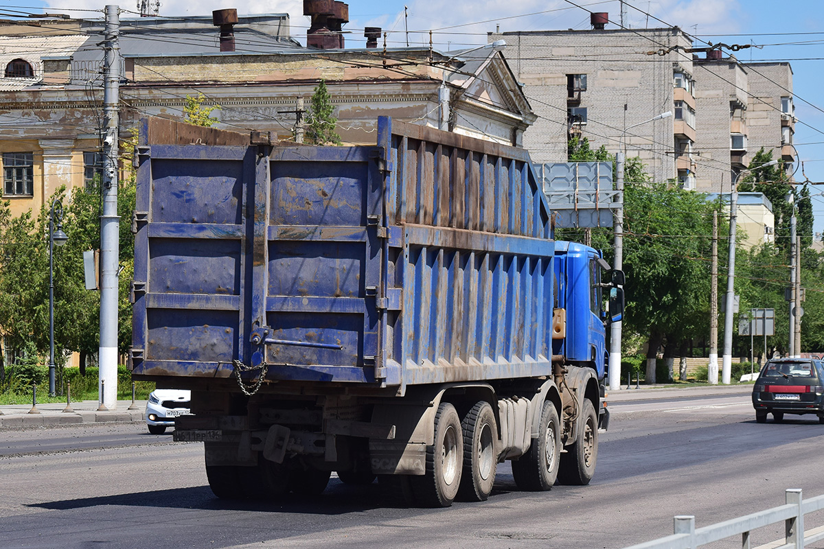 Волгоградская область, № М 611 РР 134 — Scania ('2004) P420