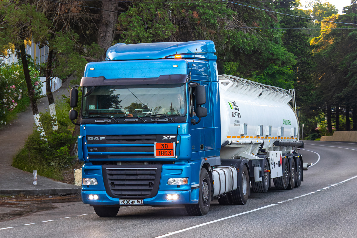 Ростовская область, № Р 888 НК 161 — DAF XF105 FT