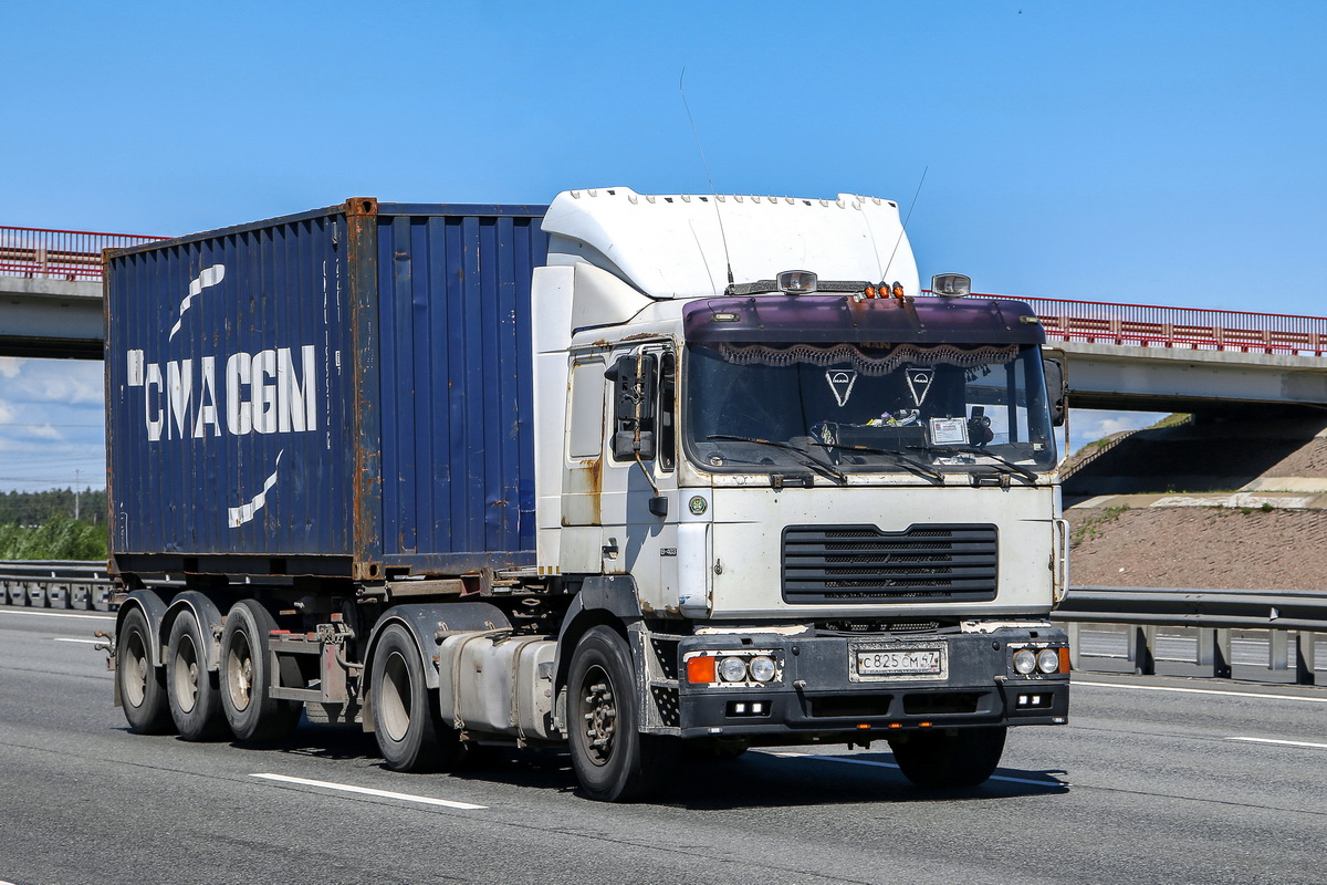 Ленинградская область, № С 825 СМ 47 — MAN F2000 19.403