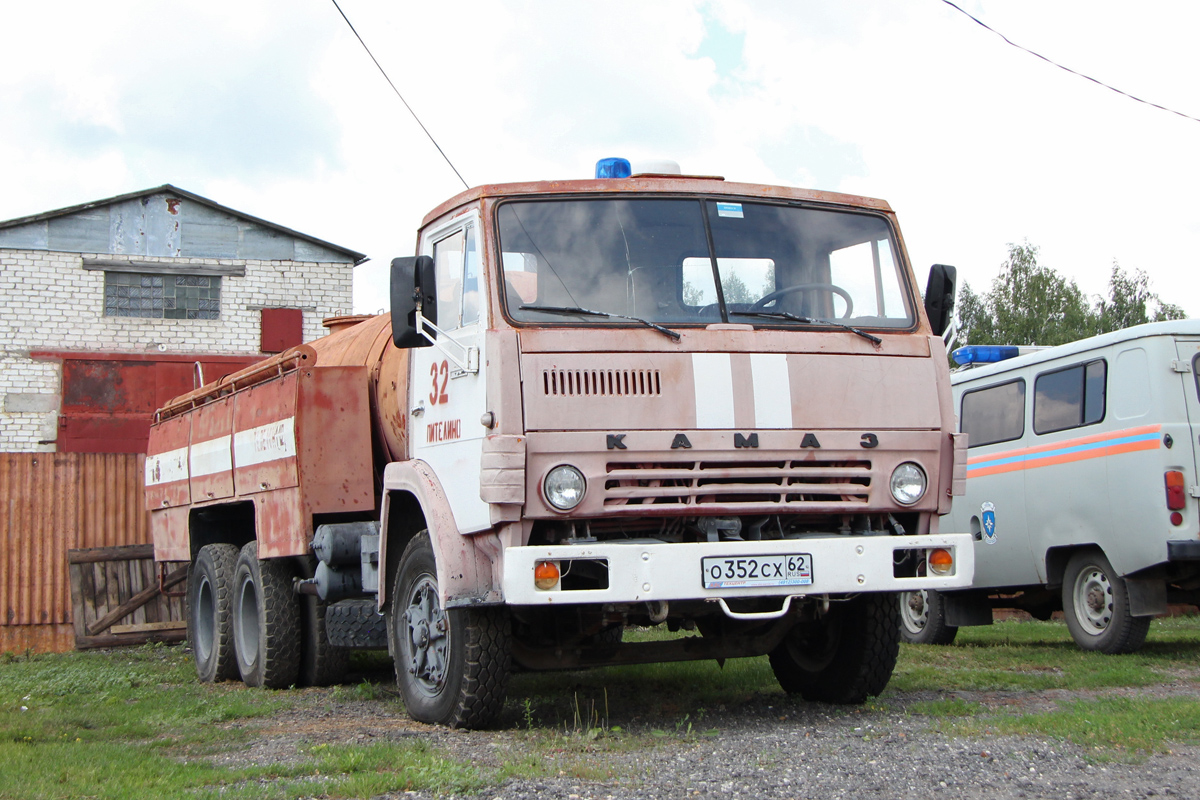 Рязанская область, № О 352 СХ 62 — КамАЗ-53213