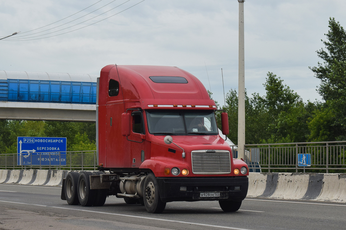 Алтайский край, № В 928 ОН 122 — Freightliner Century Class