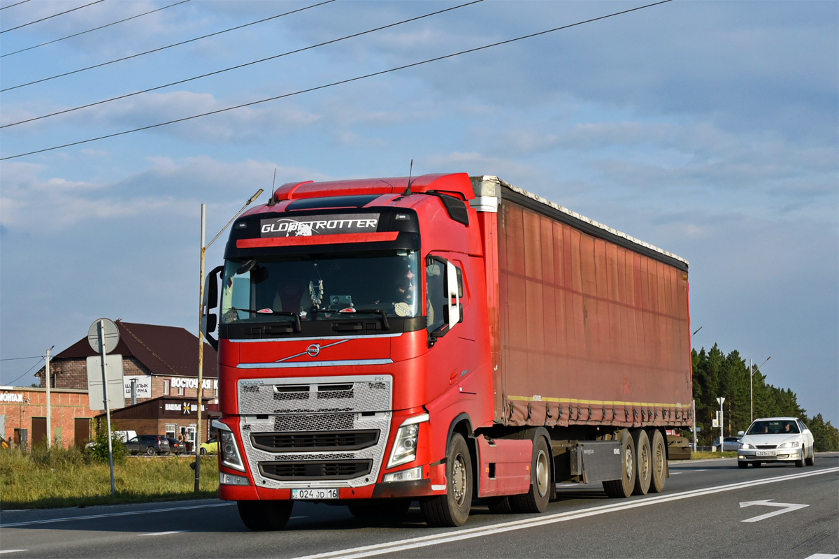 Восточно-Казахстанская область, № 024 JD 16 — Volvo ('2012) FH.460