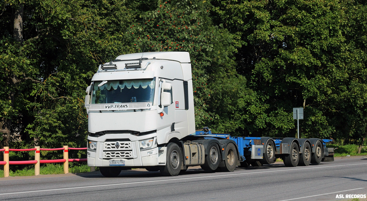 Санкт-Петербург, № А 306 ТХ 198 — Renault T-Series ('2013)