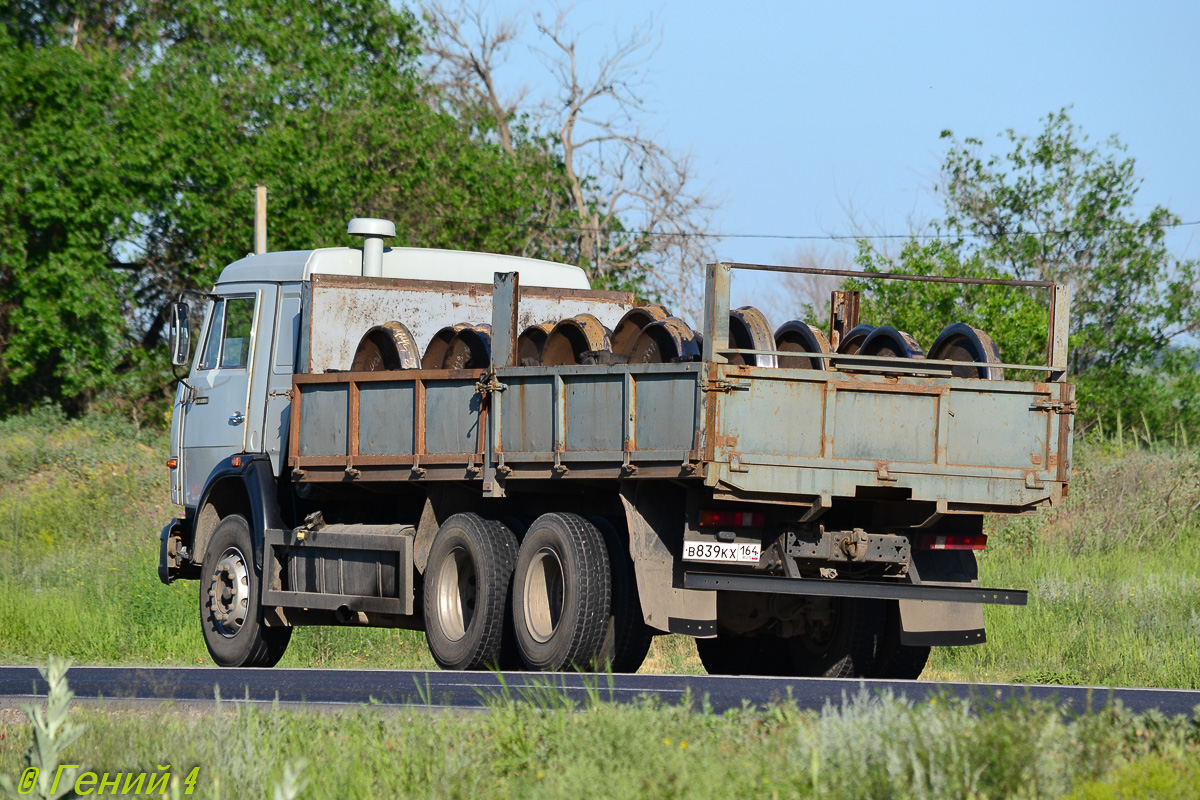 Саратовская область, № В 839 КХ 164 — КамАЗ-53215-15 [53215R]