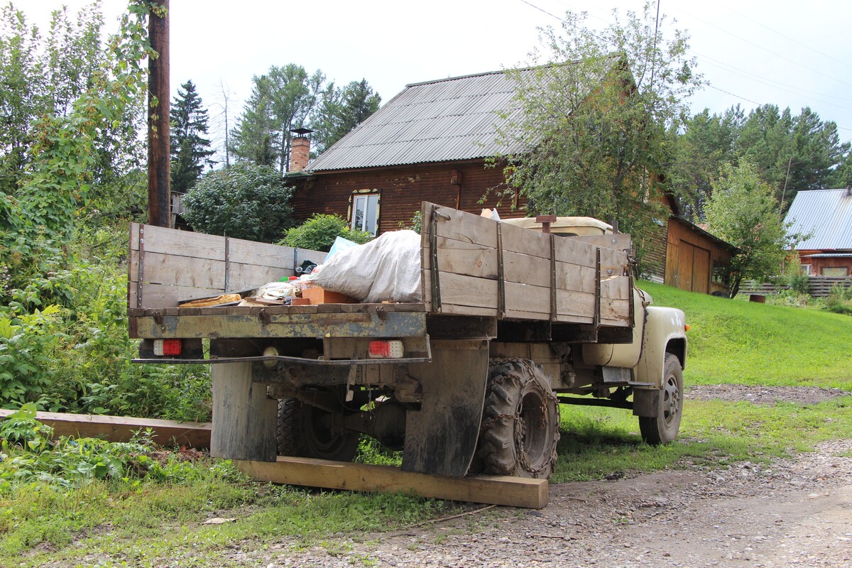 Томская область, № М 417 КН 70 — ГАЗ-52-04