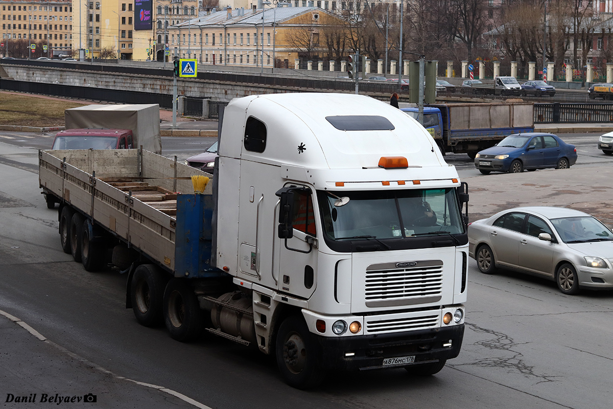 Санкт-Петербург, № А 876 МС 178 — Freightliner Argosy