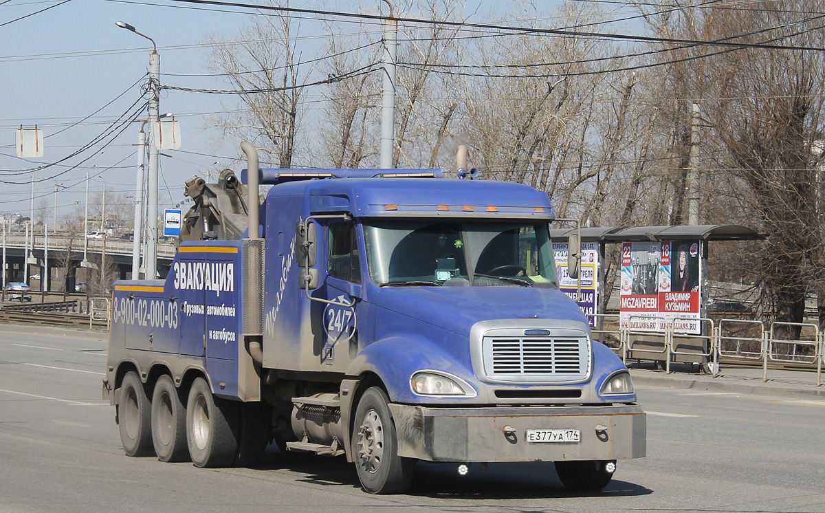 Челябинская область, № Е 377 УА 174 — Freightliner Columbia