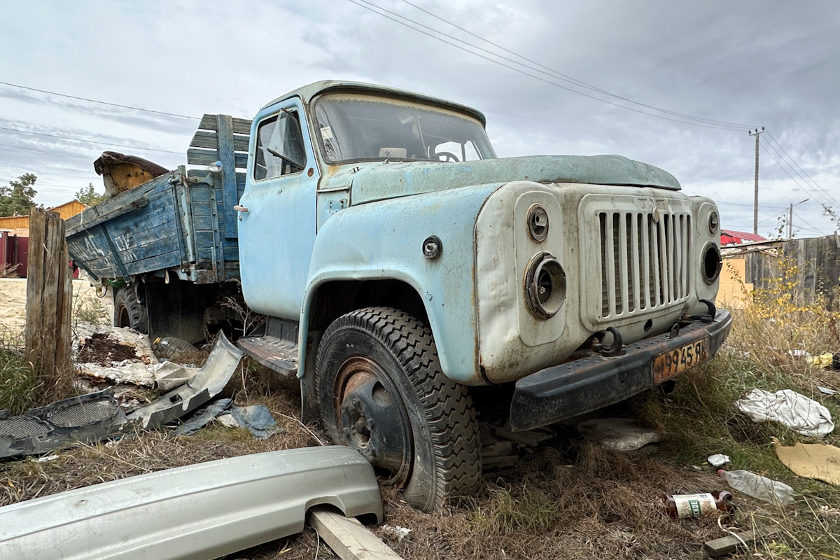 Саха (Якутия), № М 9945 ЯК — ГАЗ-52-04