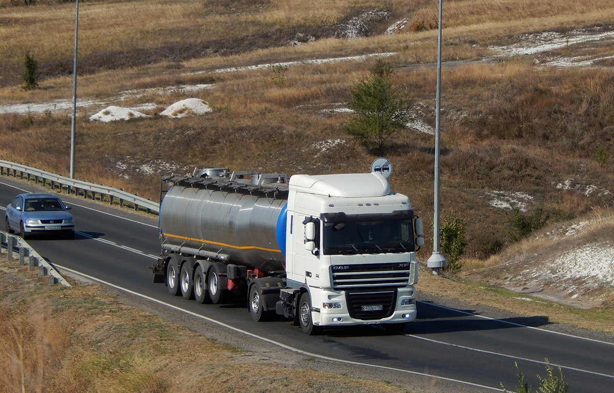 Воронежская область, № С 932 ЕУ 136 — DAF XF105 FT