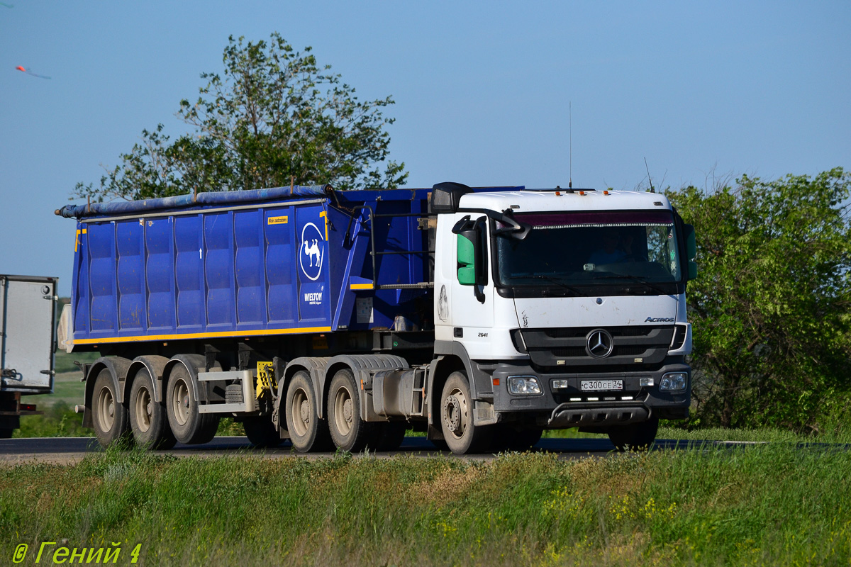 Волгоградская область, № С 300 СЕ 34 — Mercedes-Benz Actros '09 2641 [Z9M]