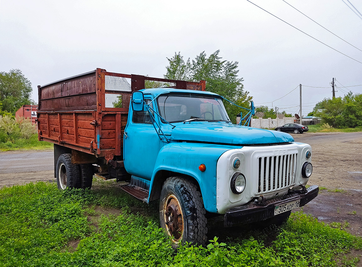 Восточно-Казахстанская область, № 305 ADP 16 — ГАЗ-53-12