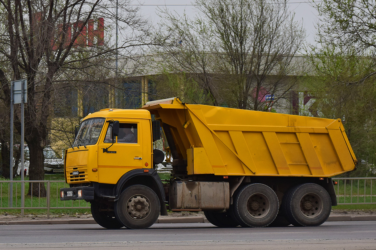 Волгоградская область, № К 414 УЕ 134 — КамАЗ-65115 [651150]