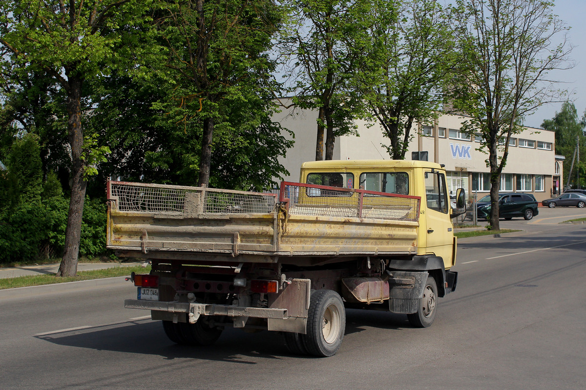 Литва, № JUZ 046 — Mercedes-Benz LK (общ. мод.)