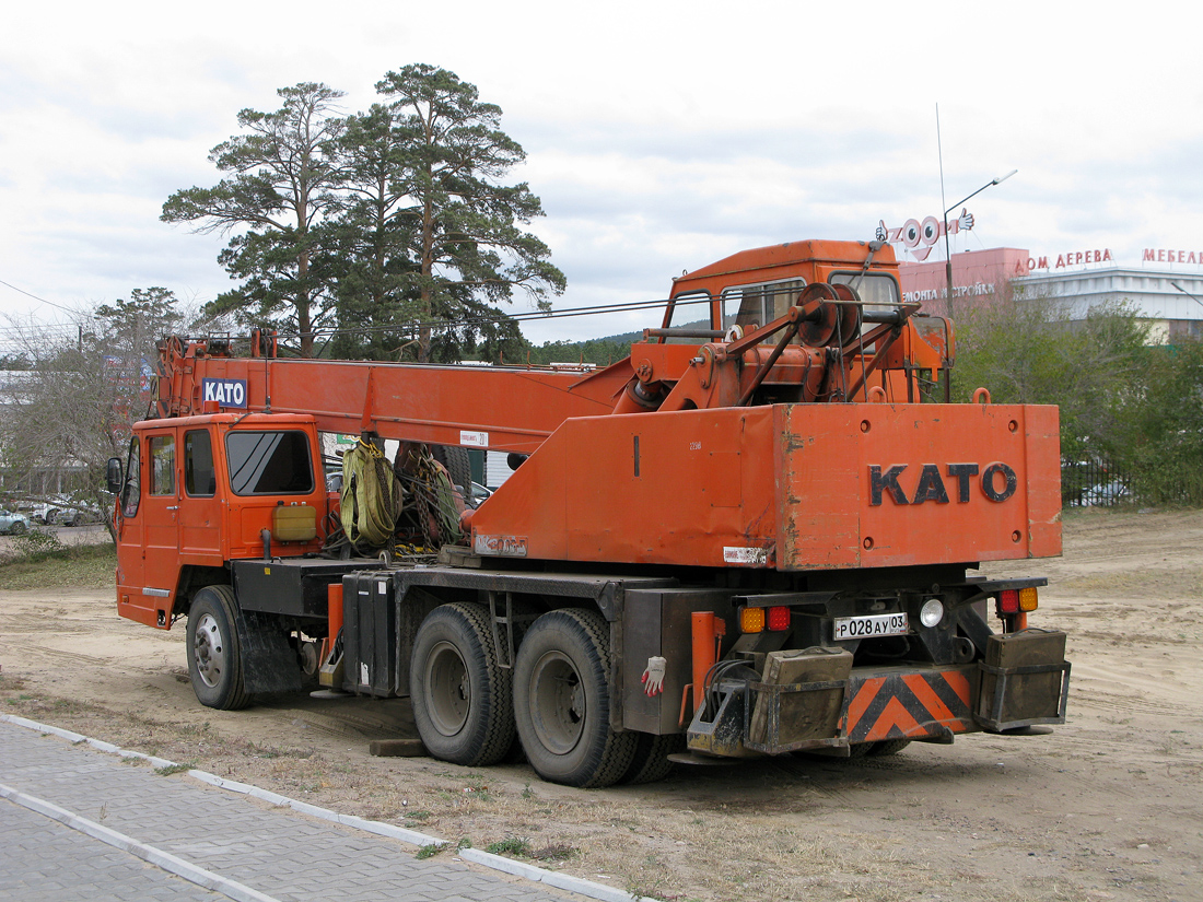 Бурятия, № Р 028 АУ 03 — Mitsubishi Fuso K203