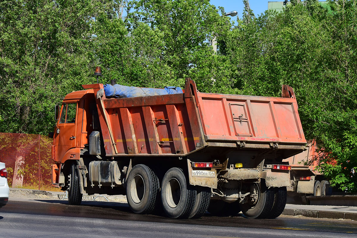 Волгоградская область, № В 990 ЕЕ 134 — КамАЗ-65115-L4