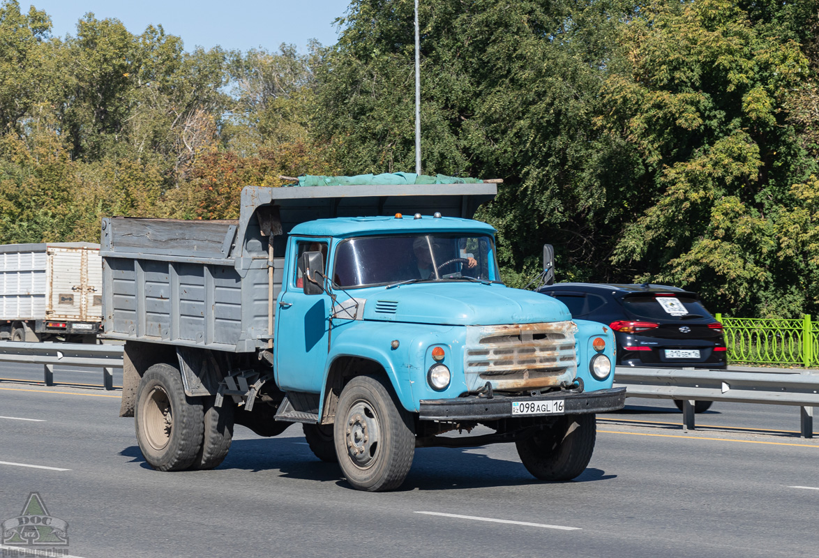 Восточно-Казахстанская область, № 098 AGL 16 — ЗИЛ-495850