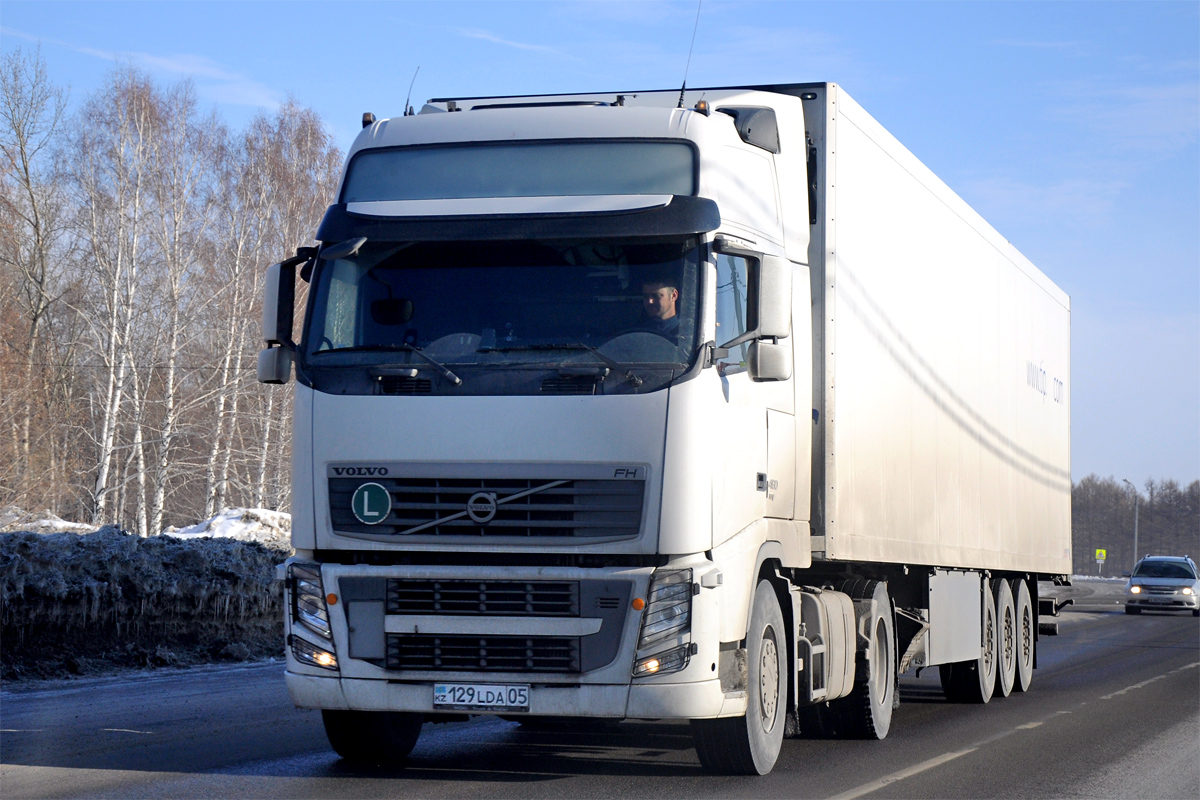 Алматинская область, № 129 LDA 05 — Volvo ('2008) FH.460