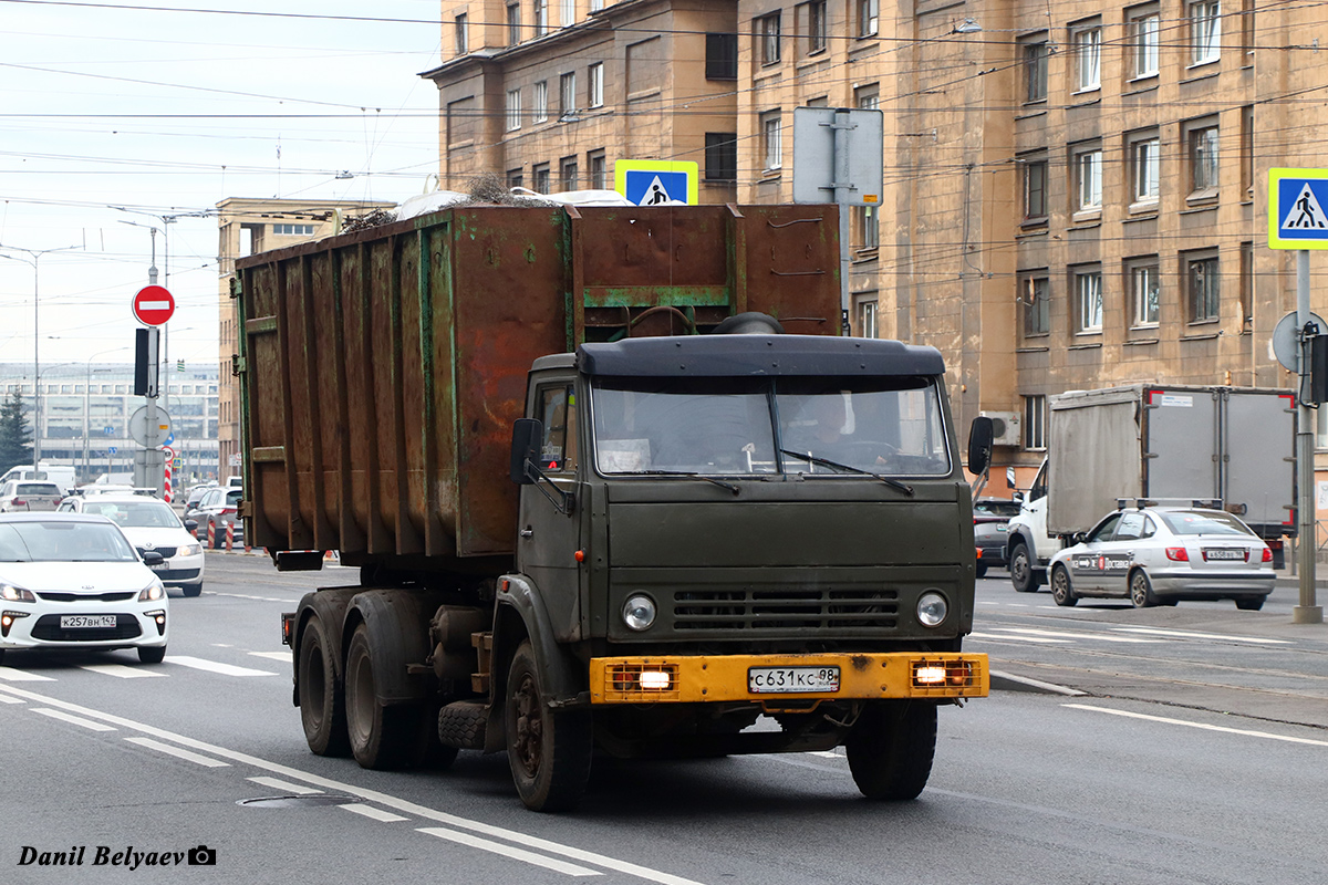 Санкт-Петербург, № С 631 КС 98 — КамАЗ-53213