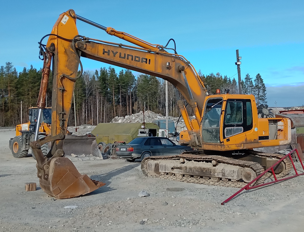 Свердловская область, № 2230 СС 66 — Hyundai R250LC